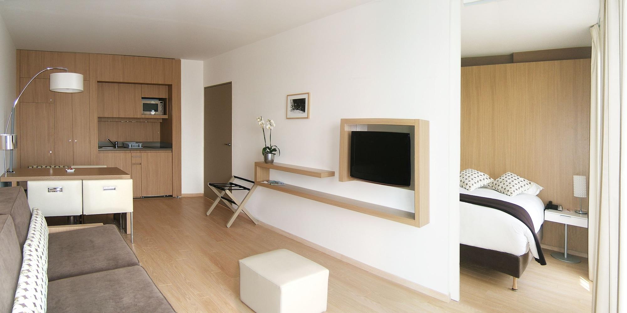 Residhome Carrieres La Defense Carrières-sur-Seine Exterior foto