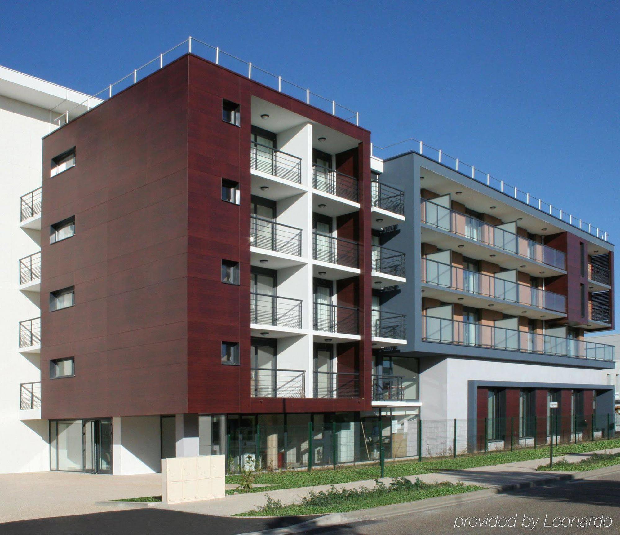 Residhome Carrieres La Defense Carrières-sur-Seine Exterior foto